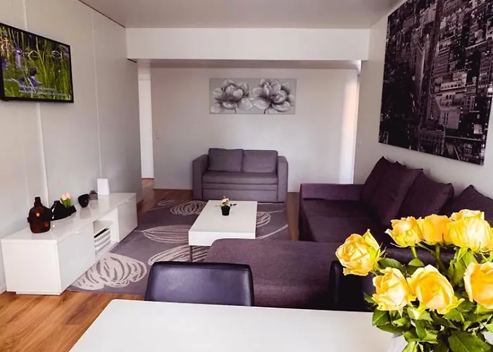 4-roomiiperfect Locationiicenter *